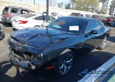 2015 Dodge Challenger R/T Plus z USA, uszkodzony, nr VIN 2C3CDZBT5FH906408